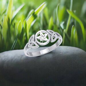 Celtic Triquetra Pentacle Sterling Silver Ring, Size 6 and 8